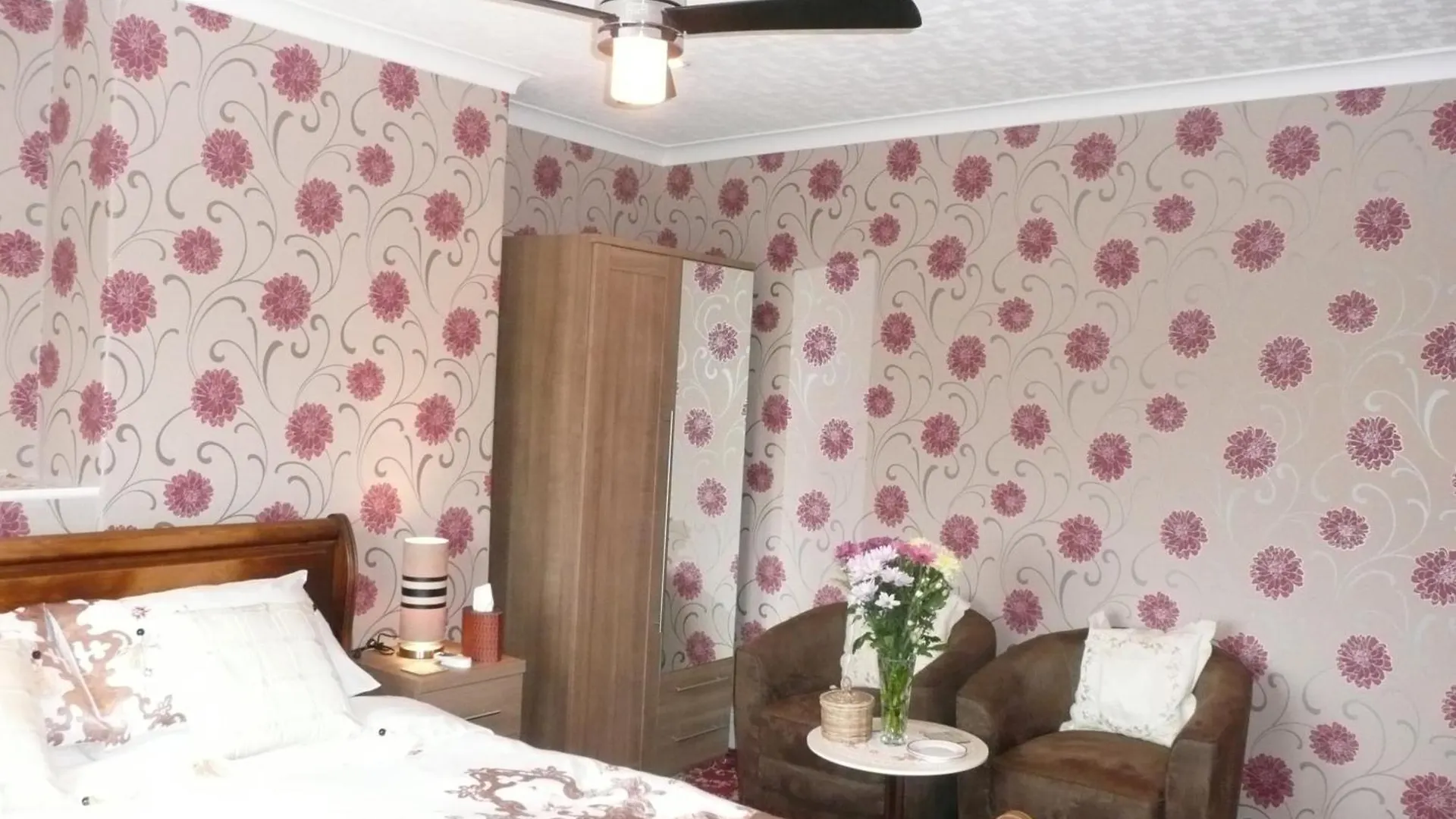 *** Bed and Breakfast Cherry Blossom Guest House Γουίτμπι Ηνωμένο Βασίλειο