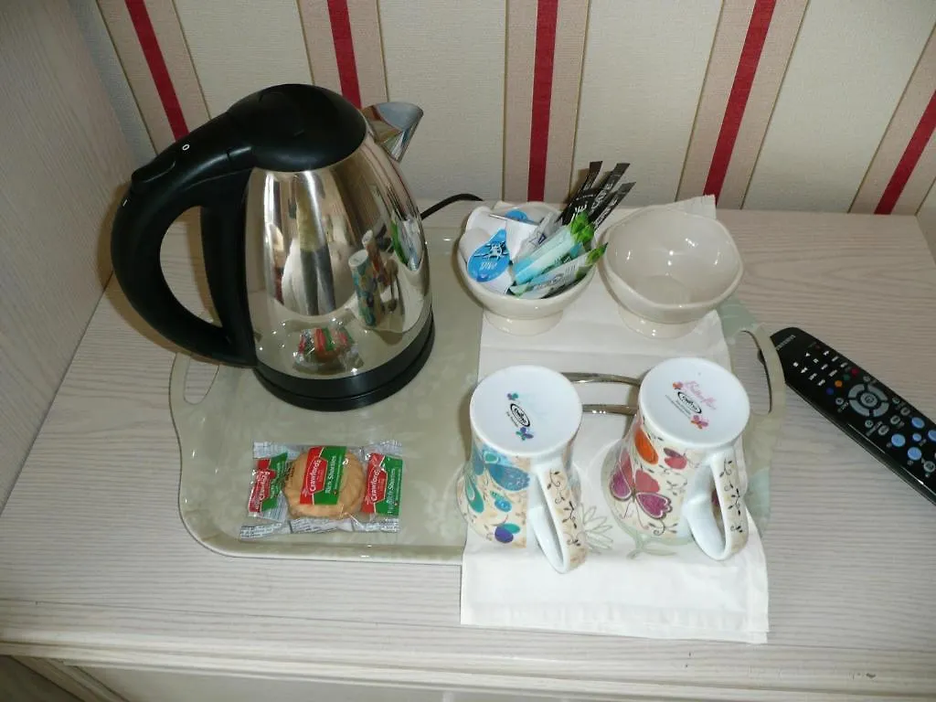 וויטבי Cherry Blossom Guest House